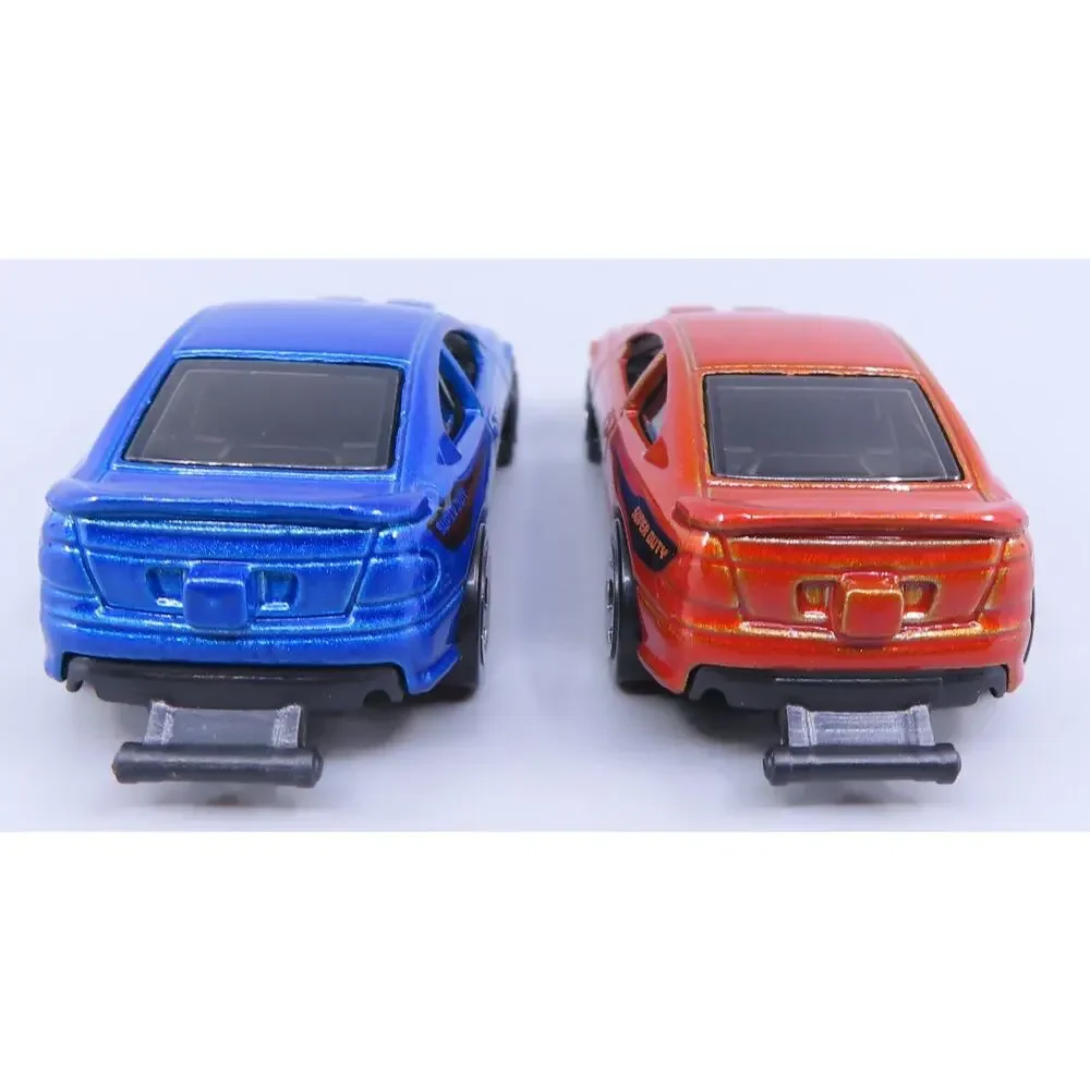 Hot Wheels PONTIAC '06 GTO LOT of 2 Factory Fresh Orange and Blue 1:64 Loose